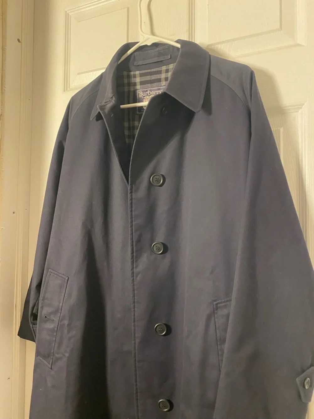 Burberry Navy Trench Coat with Check Lining - Picture 3 of 16